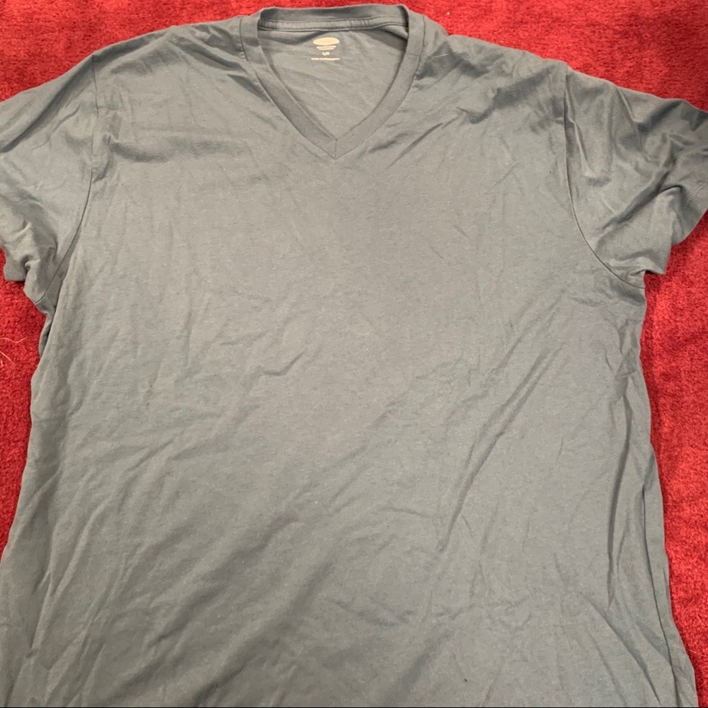 Old navy gray vneck Tshirt